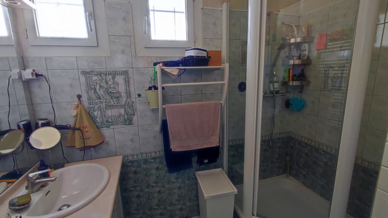 Salle de bain avant